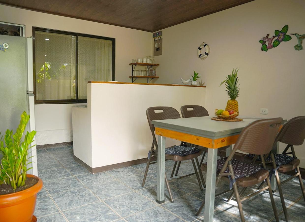 Apartamentos Y Studios Brisas Del Mar Santa Teresa Playa Santa Teresa  Buitenkant foto